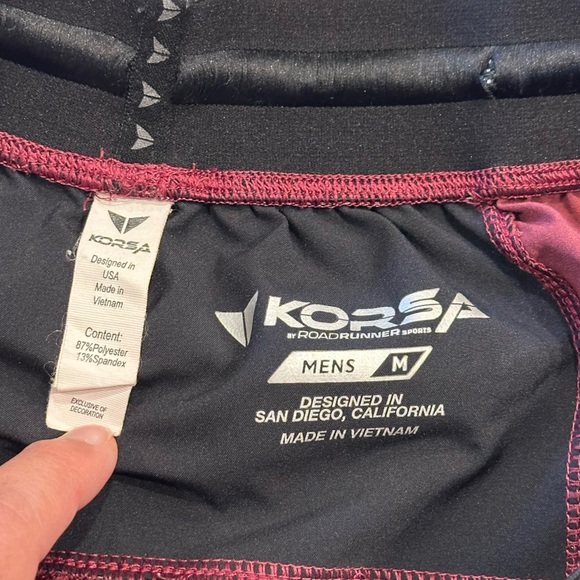 Men’s Korsa Overdrive 8” Running Short in‎ Wine Size Medium - Picture 7 of 9